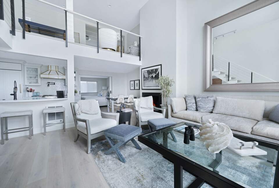 Iconic California Beach Getaway - Santa Monica, California