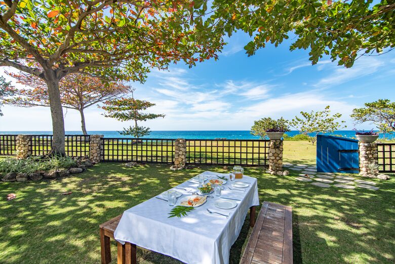 Ocean Front Caribbean Sea Villa - Brown Shuggah (Ocho Rios) - Llandovery Estate, Jamaica