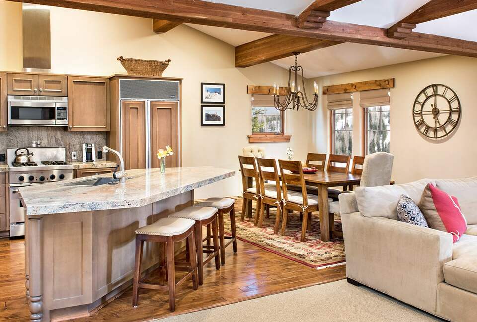 Quintess Collection – Silvertail at the Chateaux - Park City, Utah