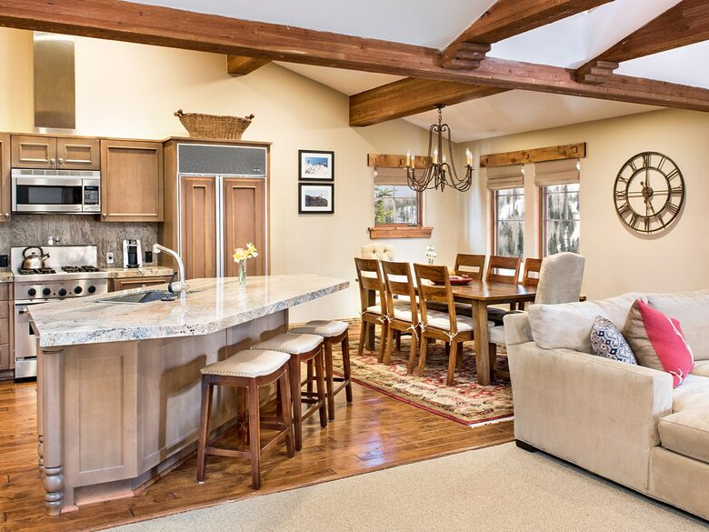 Quintess Collection – Silvertail at the Chateaux - Park City, Utah