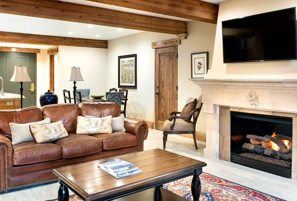 Quintess Collection – Silvertail at the Chateaux - Park City, Utah