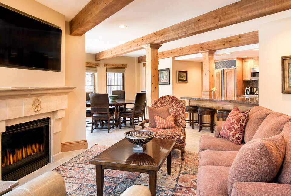 Quintess Collection – Silvertail at the Chateaux - Park City, Utah