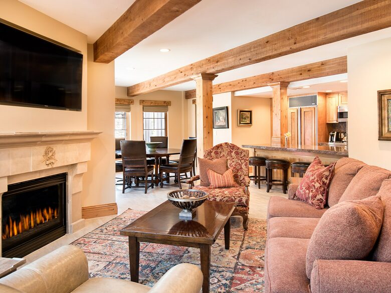 Quintess Collection – Silvertail at the Chateaux - Park City, Utah