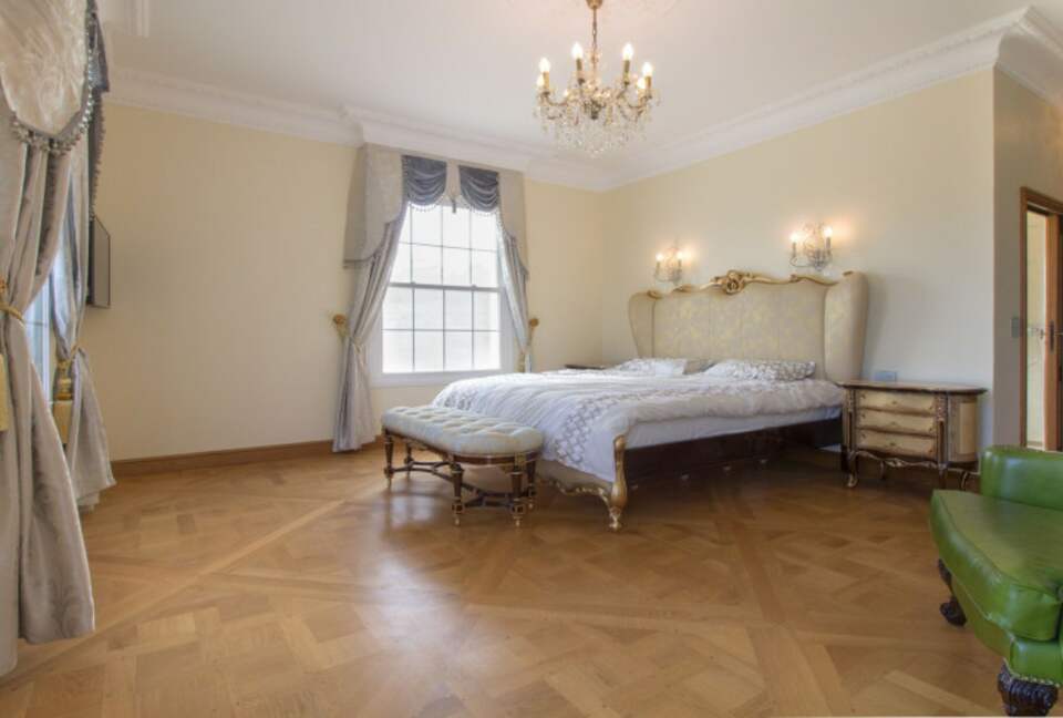 The Chateau on Wallis Island (R) - Wallis Lake, Australia