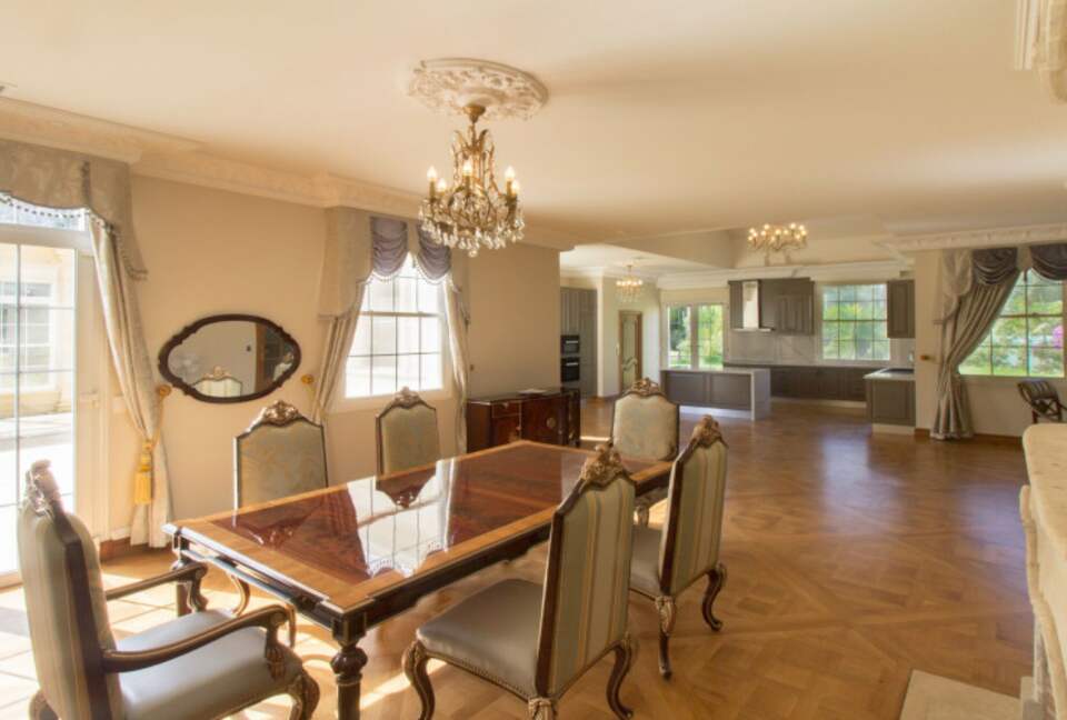 The Chateau on Wallis Island (R) - Wallis Lake, Australia