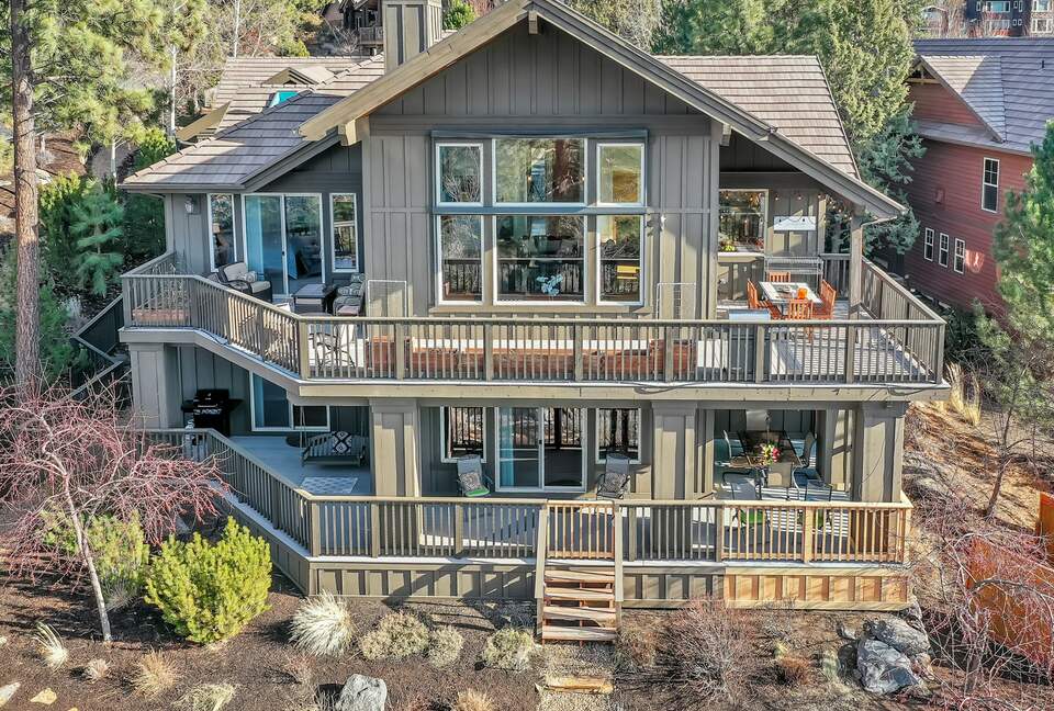 Quintess Collection – Painted Ridge - Bend, Oregon