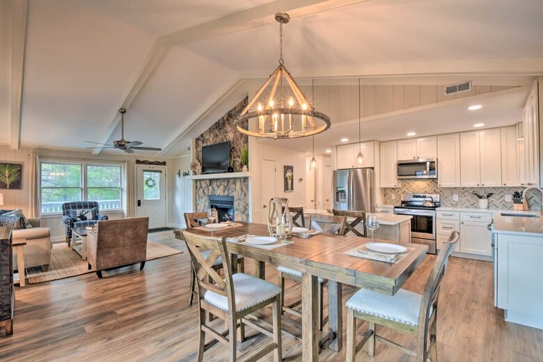 Sky Valley Modern Mountain Living - Sky Valley, Georgia