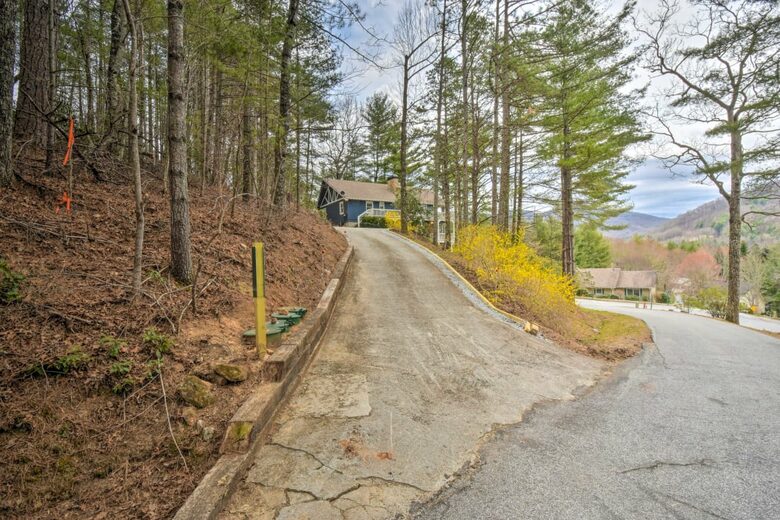 Sky Valley Modern Mountain Living - Sky Valley, Georgia