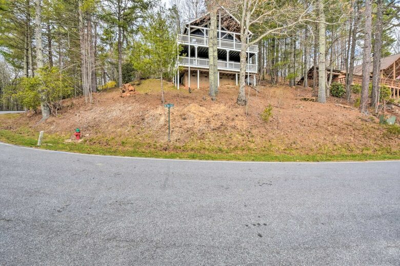 Sky Valley Modern Mountain Living - Sky Valley, Georgia