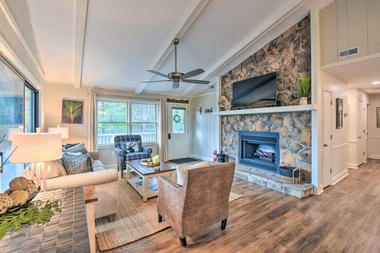 Sky Valley Modern Mountain Living - Sky Valley, Georgia