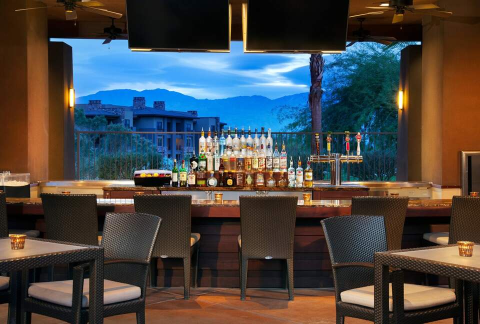 Home exchange at Westin Desert Willow Villas, Sanctuary Pool Bar