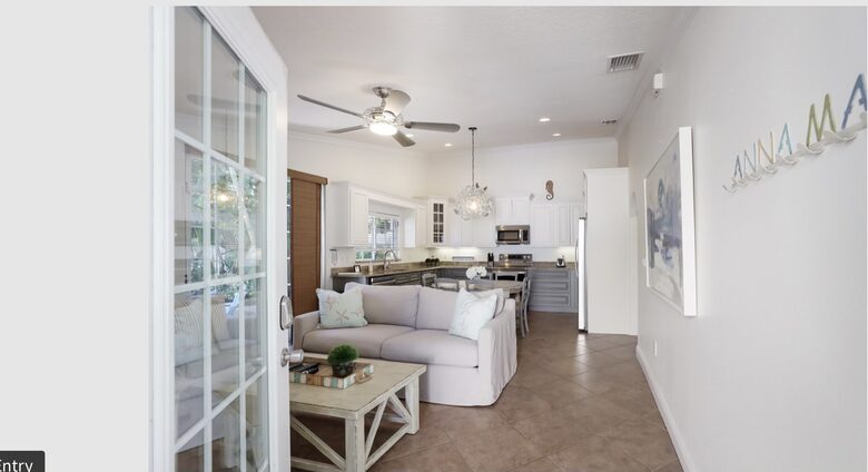 Mermaid's Hideaway Villa - Holmes Beach, Florida