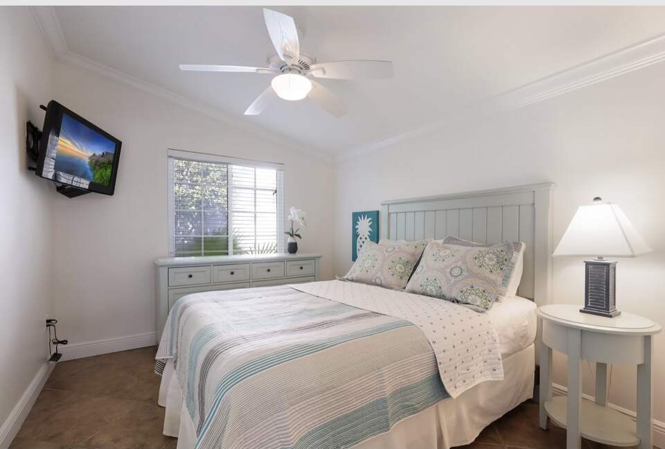 Mermaid's Hideaway Villa - Holmes Beach, Florida