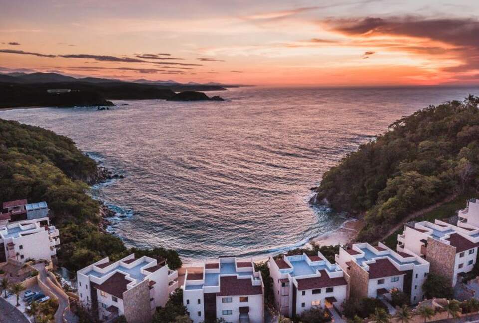 Celeste Beach Residence and Spa - 2 Bedroom Residence - Bahías de Huatulco, Mexico