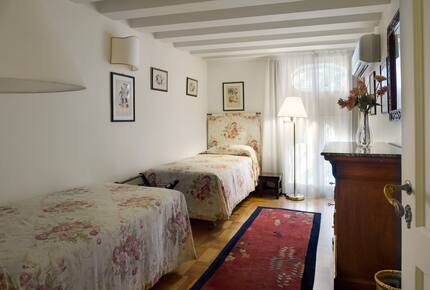 Ca' Cerchieri Mezzanine - Venice, Italy