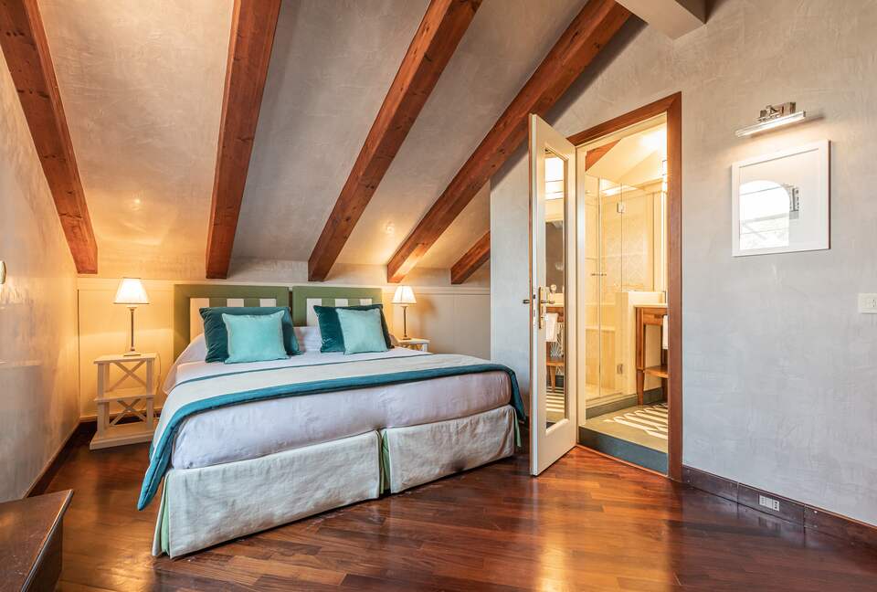 Ca' della Luce - Venice, Italy