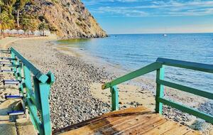 Home exchange in Avalon, CA, steps to the beach