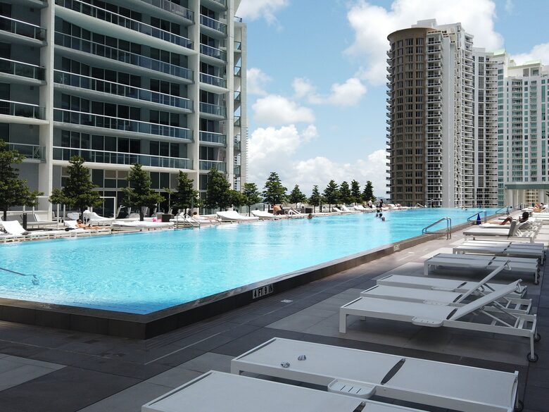 Home exchange in Miami FL, in ground pool on 15th floor terrace