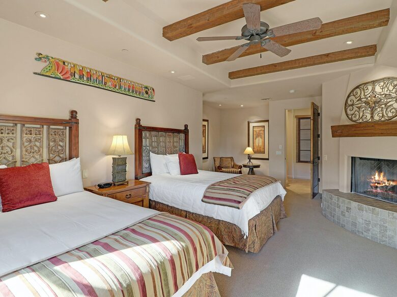 Home exchange in Scottsdale AZ, guest bedroom with fireplace