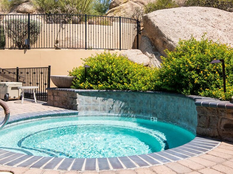 Home exchange in Scottsdale AZ, clubhouse hot tub