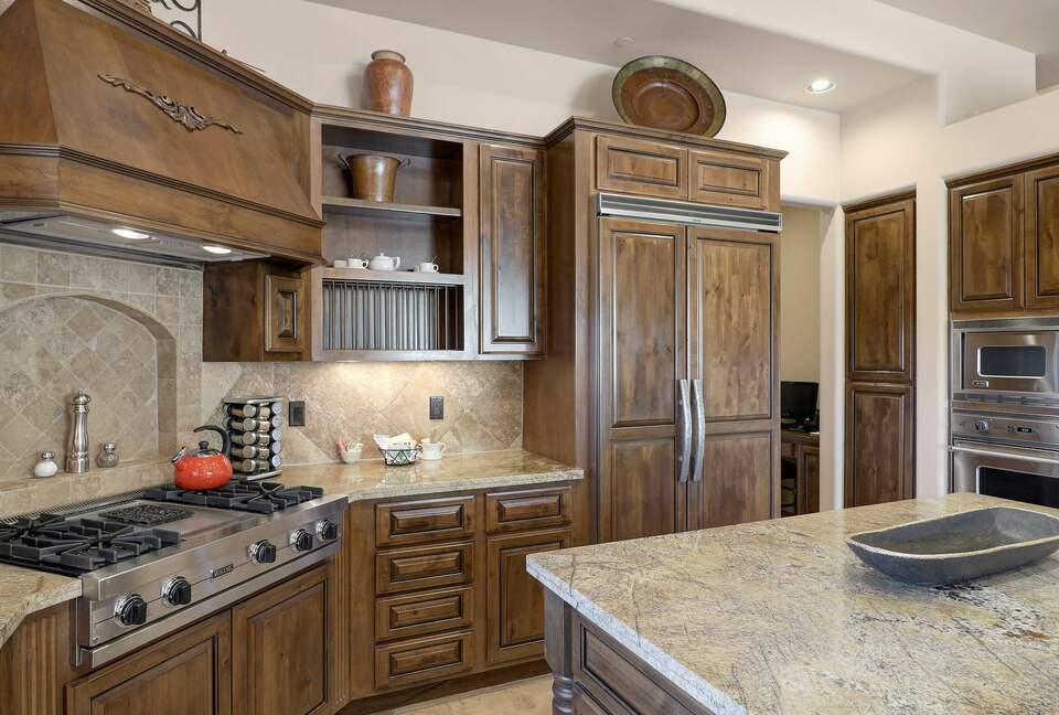 Home exchange in Scottsdale AZ, kitchen with stainless steel appliance