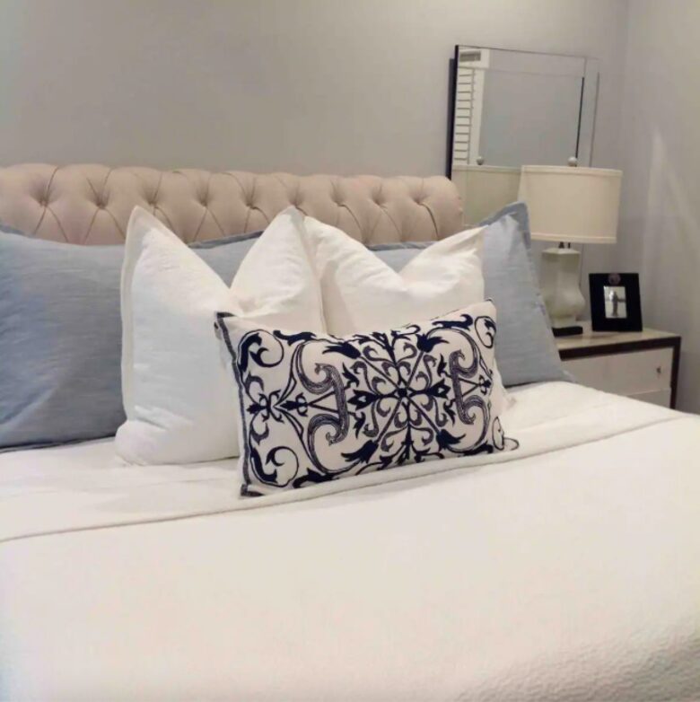 Home exchange in Auburn AL, master bedroom with king-sized bed