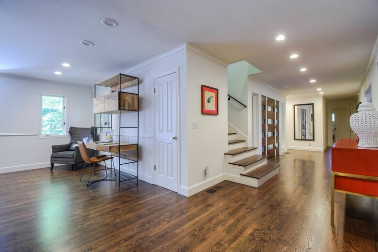 Home exchange in Mill Valley CA, interior entry toward staircase