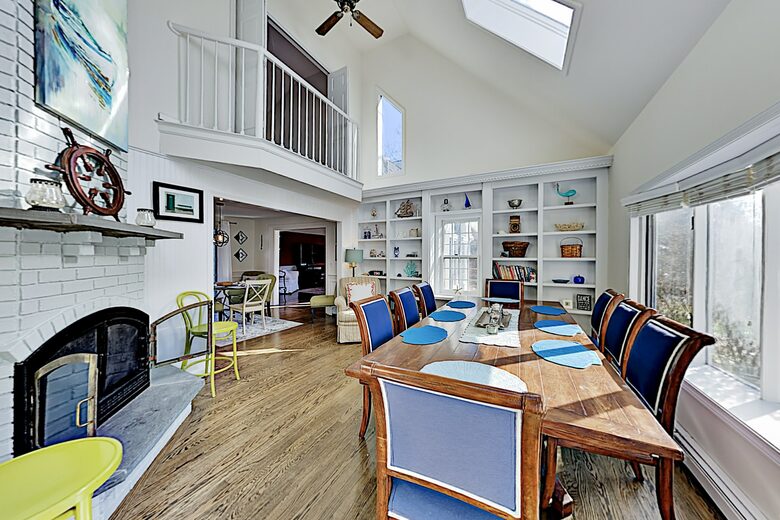 It's About Time - Sandwich, Massachusetts