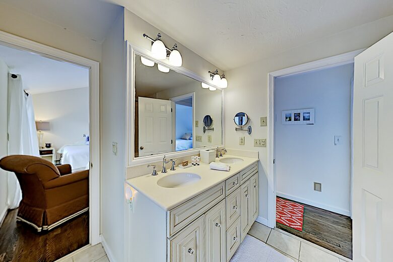 It's About Time - Sandwich, Massachusetts