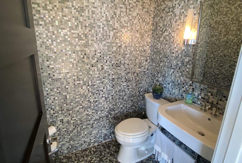 3rd floor powder room