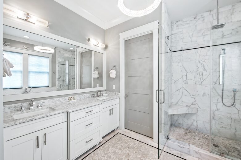 Home exchange in WaterSound FL, ensuite marble master bath