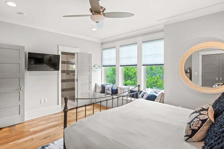 Home exchange in WaterSound FL, second floor bedroom with TV