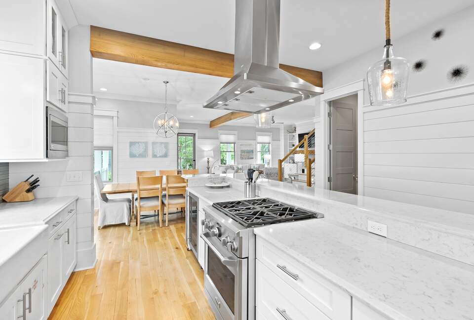 Home exchange in WaterSound FL, marble countertops in kitchen