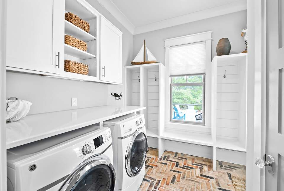 Home exchange in WaterSound FL, laundry room off the kitchen