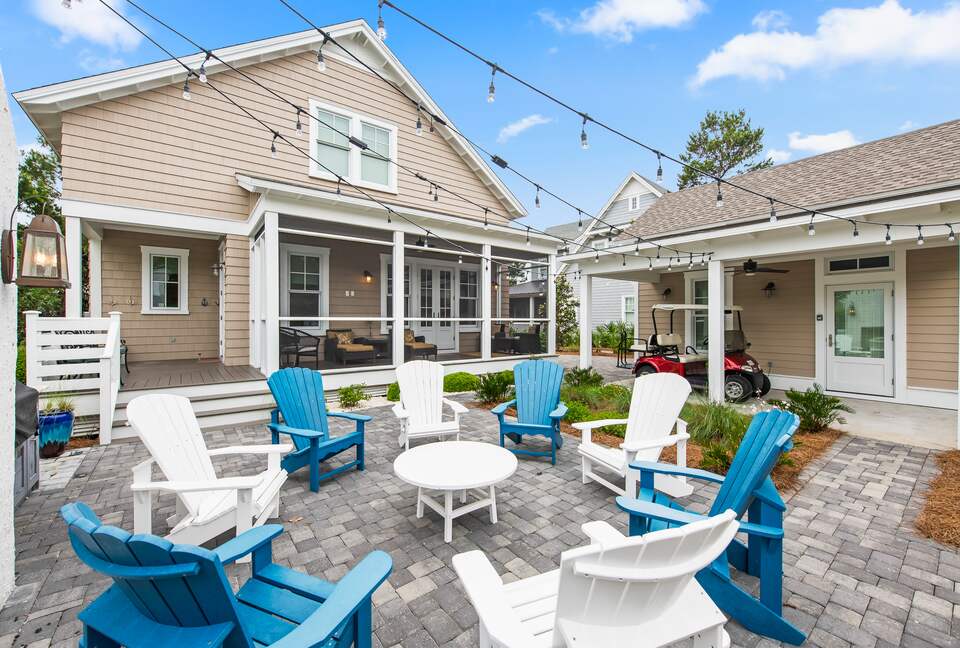 Home exchange in WaterSound FL, outdoor patio with 8 Adirondack chairs