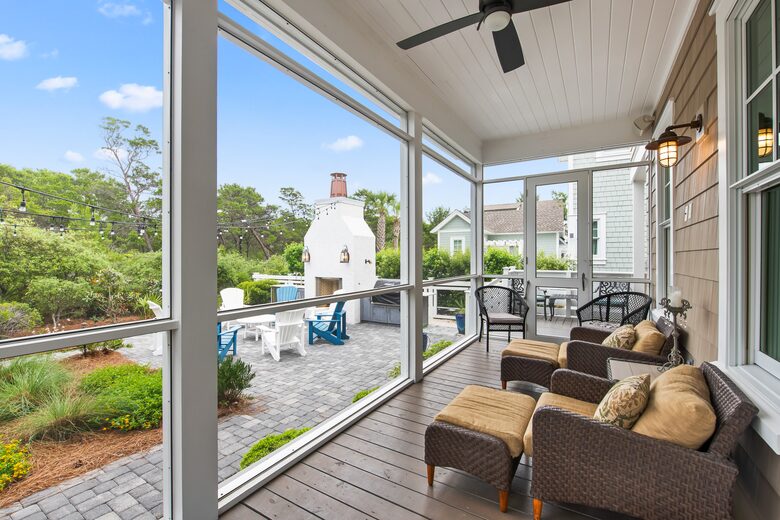 Home exchange in WaterSound FL, screened in porch off master bedroom