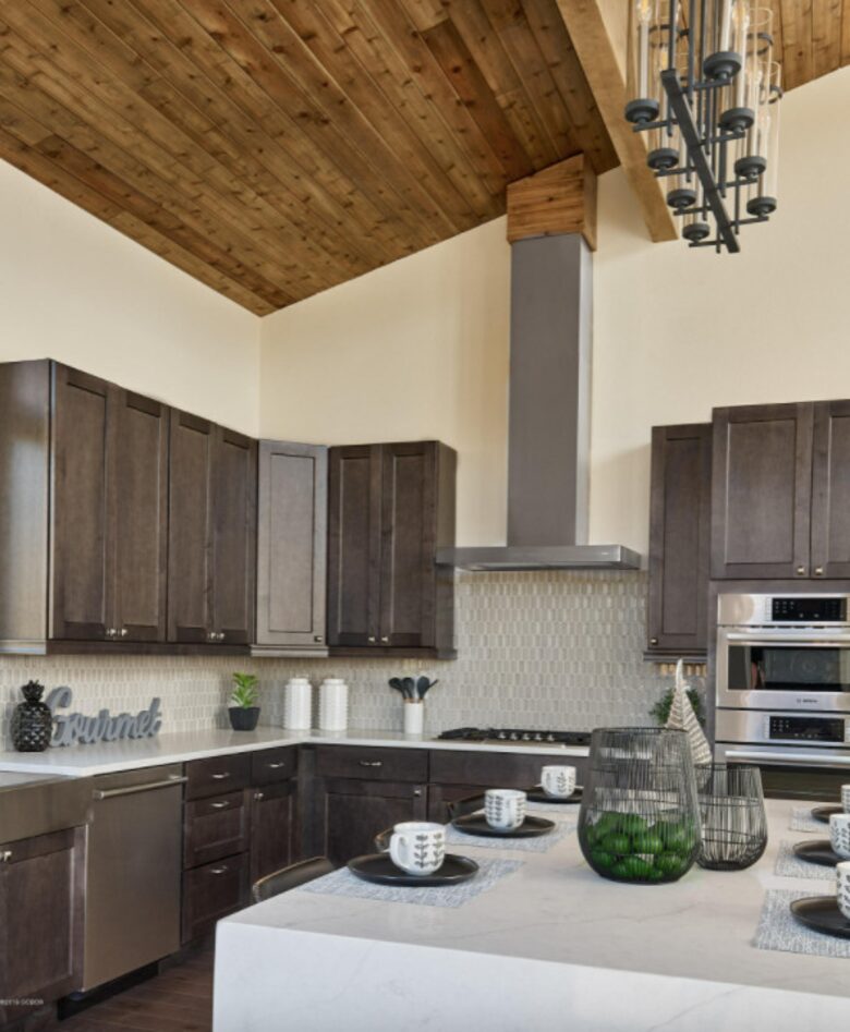 Home exchange in Fraser CO, kitchen with range hood & dark cabinets