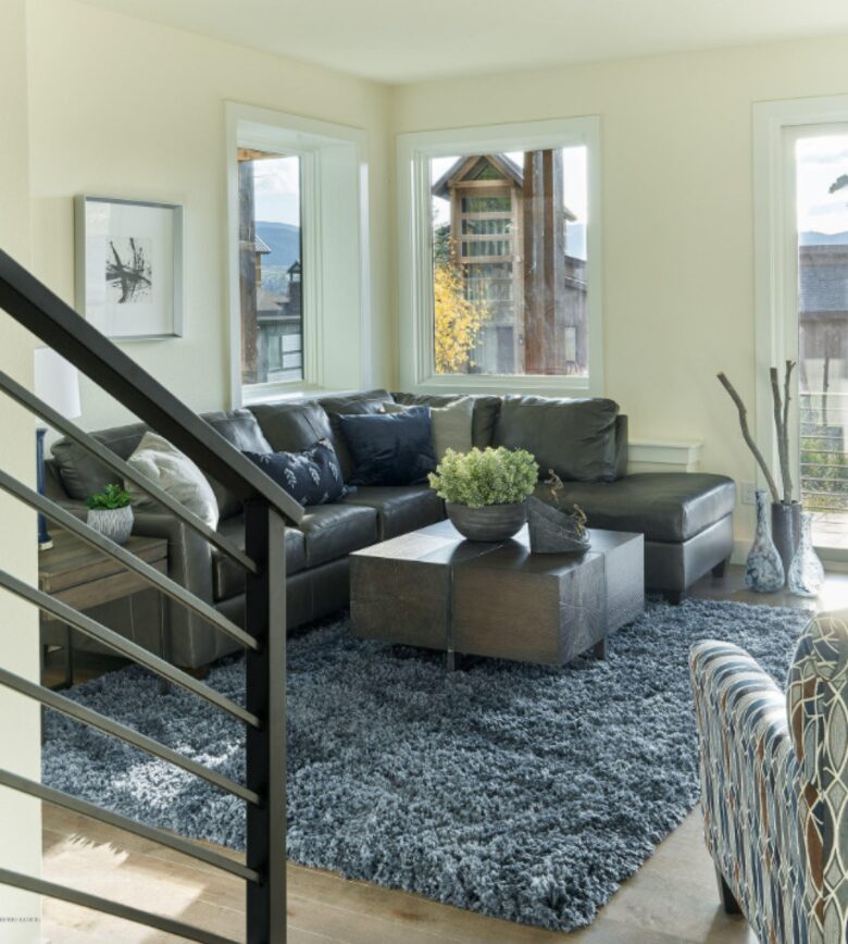 Home exchange in Fraser CO, second living room with sectional