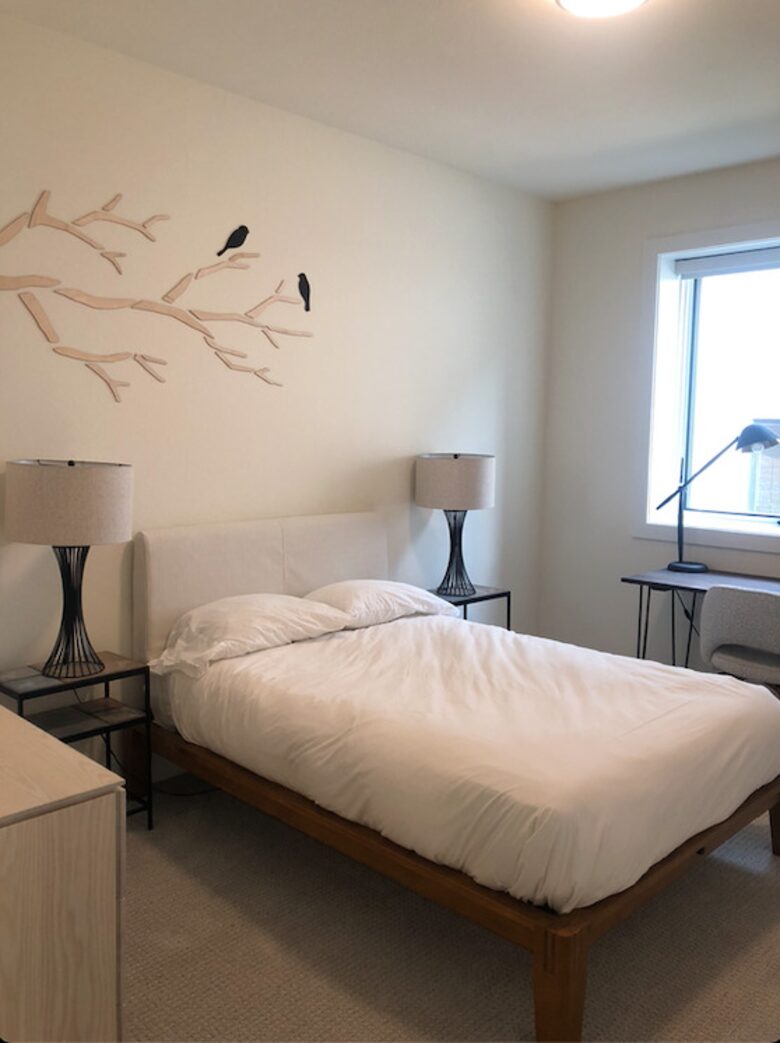 Home exchange in Fraser CO, bedroom with queen bed