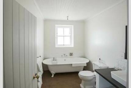 The Fruit Barn - Nuy Valley, South Africa