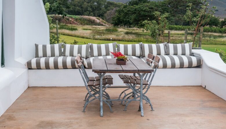 The Fruit Barn - Nuy Valley, South Africa