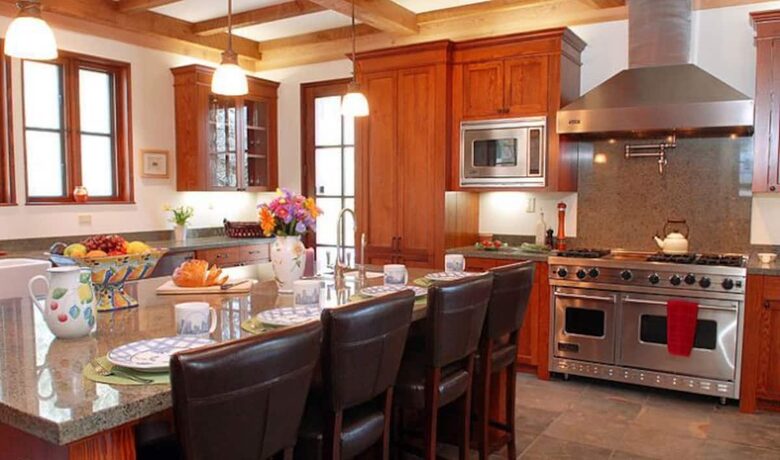 Home exchange in Calistoga CA, kitchen with beautiful wood cabinets