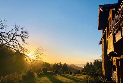 Home exchange in Calistoga CA, sunset views from the patio