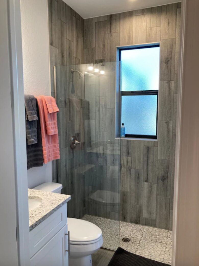 Home exchange in Cape Coral FL, full bathroom with glass door shower