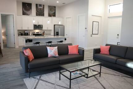 Home exchange in Cape Coral FL, living room open to the kitchen