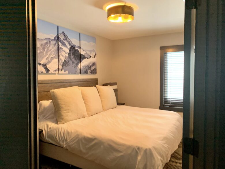 Home exchange in Jay Peak VT, guest room with king-sized bed