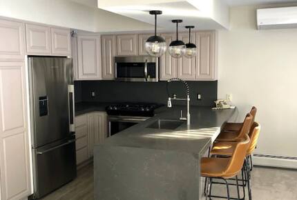 Home exchange in Jay Peak VT, kitchen with stacked concrete quartz