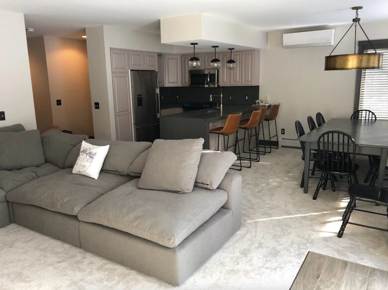 Home exchange in Jay Peak VT, family room with modular dream sectional