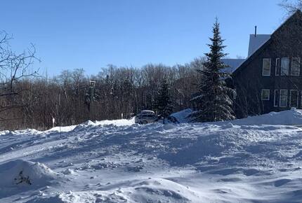 Home exchange in Jay Peak VT, Village Chair Raccoon Run
