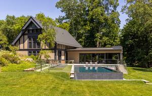 Carriage House - Hyde Park, New York